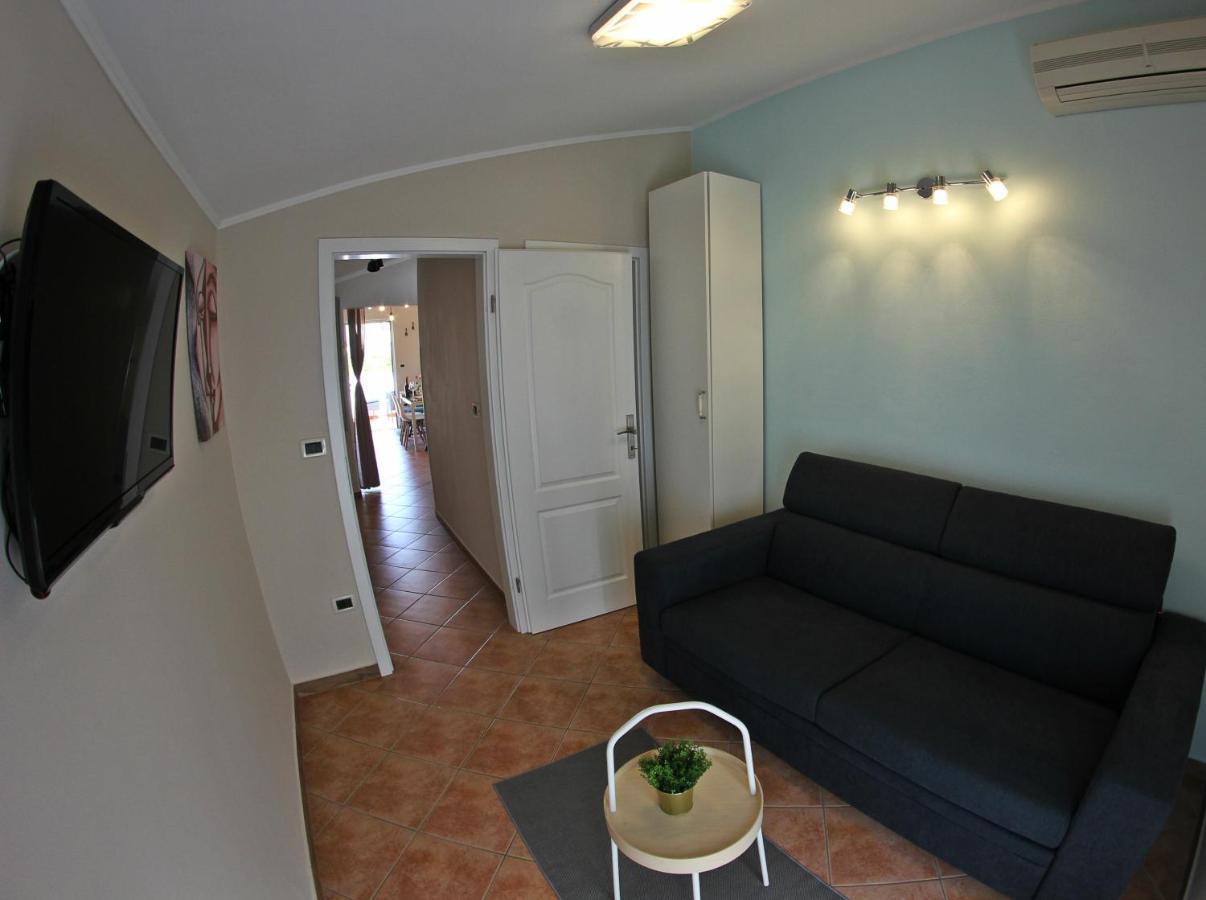 Room And Apartment Doris Lovrečica Dış mekan fotoğraf