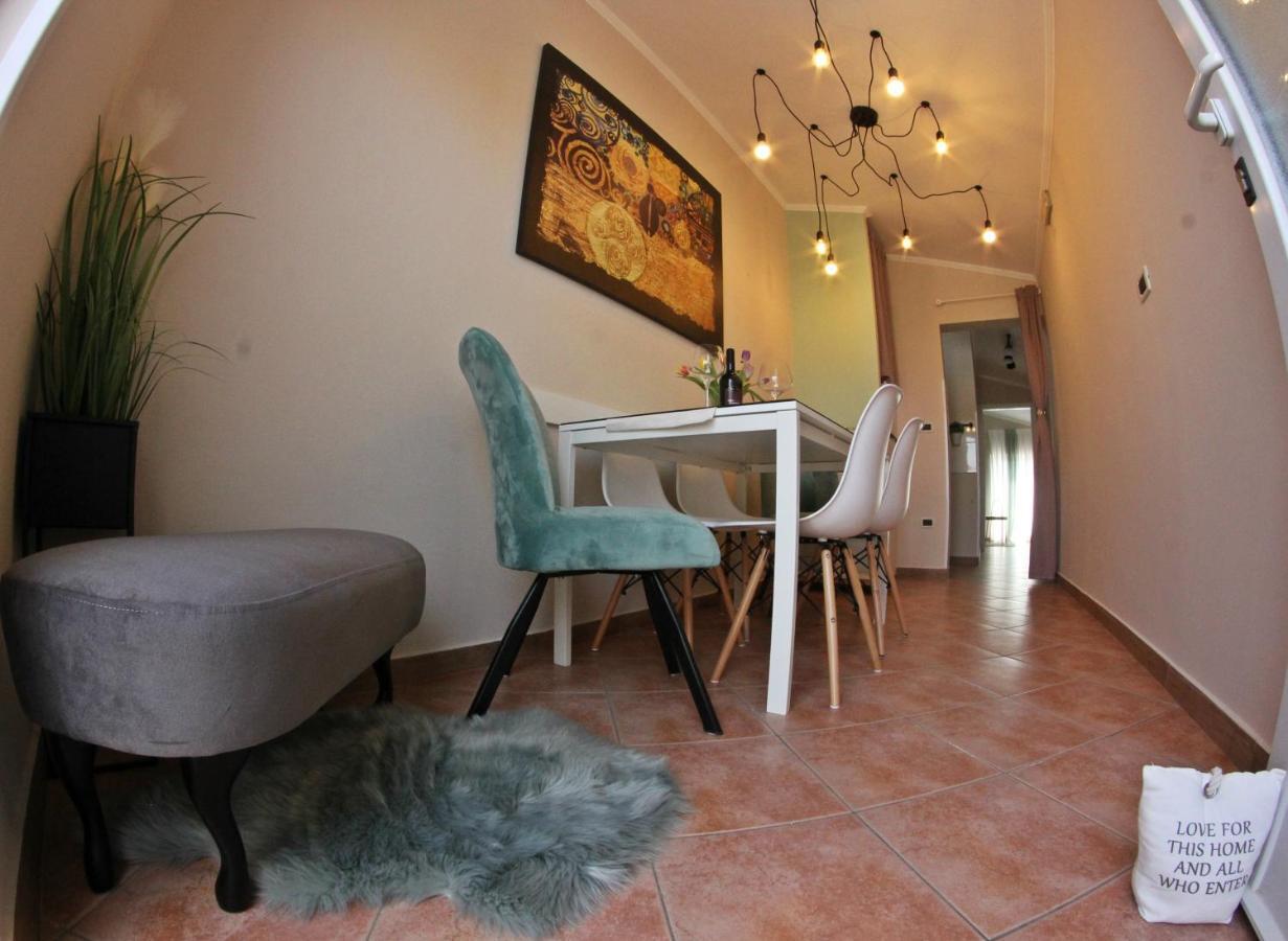 Room And Apartment Doris Lovrečica Dış mekan fotoğraf